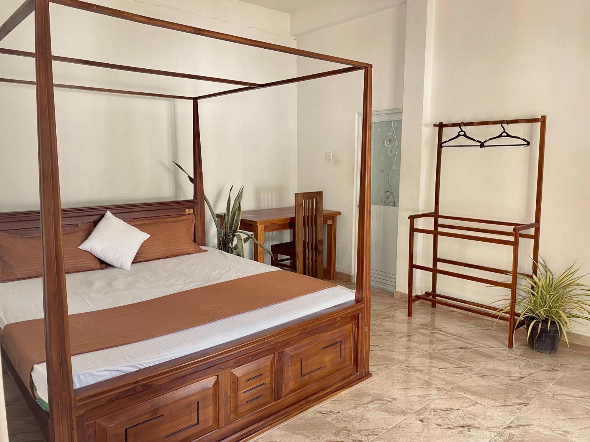 Sasmika Villa Surf And Yoga Hostel Велигама Экстерьер фото